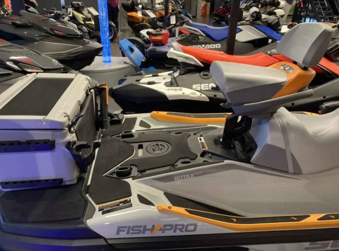 2025 Sea-Doo FishPro™ Trophy 170 – Fishing Personal Watercraft